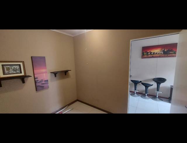 2 BEDROOM APARTMENT FOR SALE IN NEW TOWN CENTRE